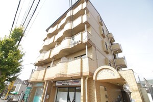プリンス小束山外観写真