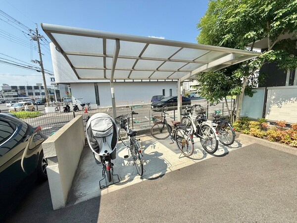 駐輪場