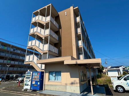ビレッジハウス草部1号棟外観写真