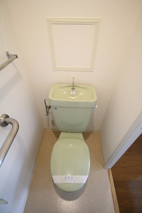 物件内観写真9　(トイレ)