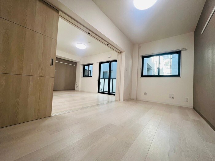 物件内観写真9　(居室)