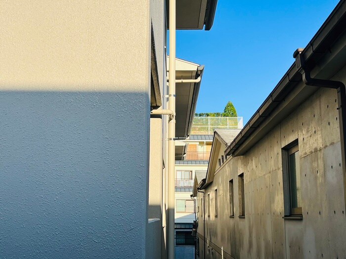 物件内観写真17　(室内からの展望)