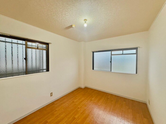 物件内観写真14　(居室)