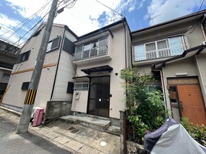 嵯峨天龍寺貸家外観写真