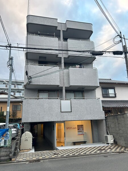サンピエール七条外観写真
