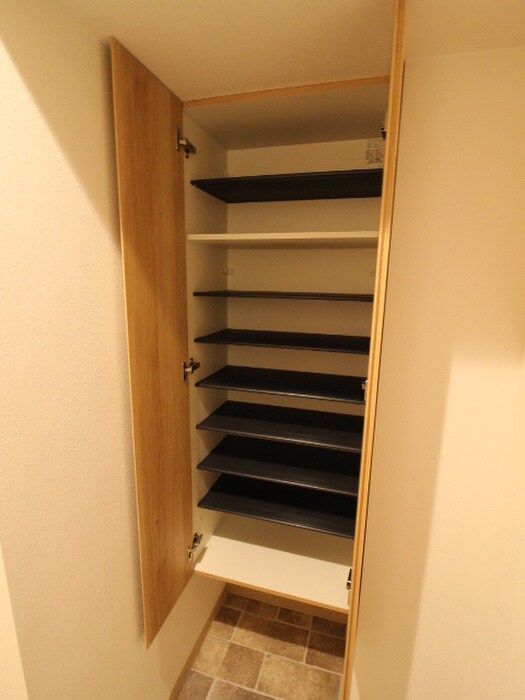 物件内観写真20　(靴箱)