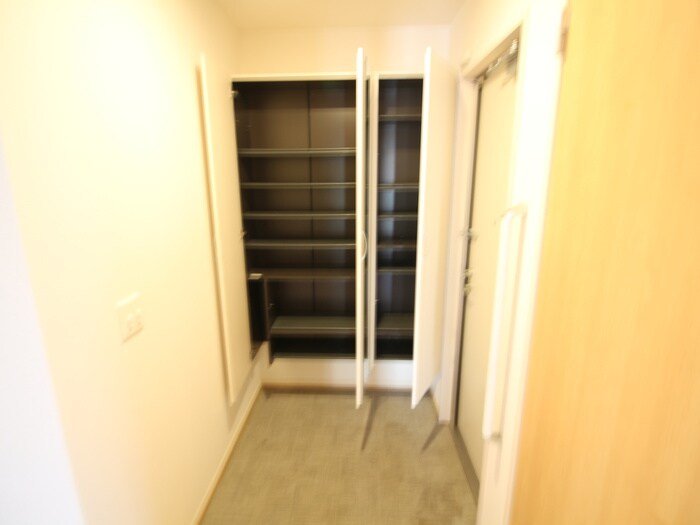 物件内観写真17　(靴箱)