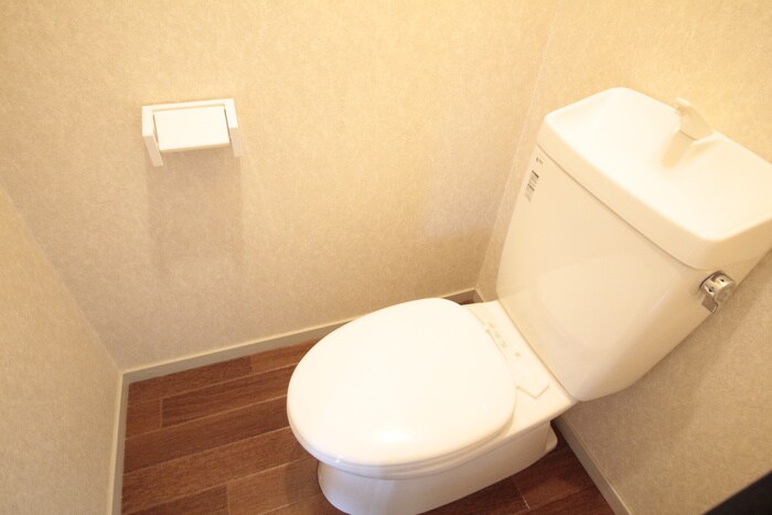 物件内観写真15　(トイレ)