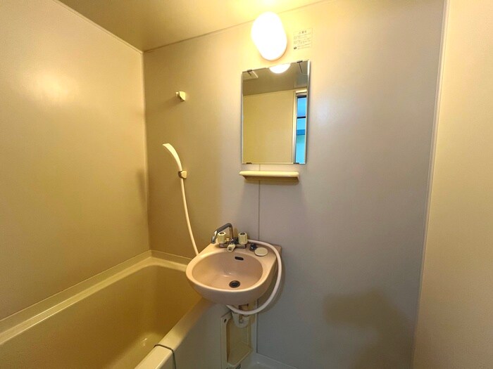 物件内観写真9　(洗面)