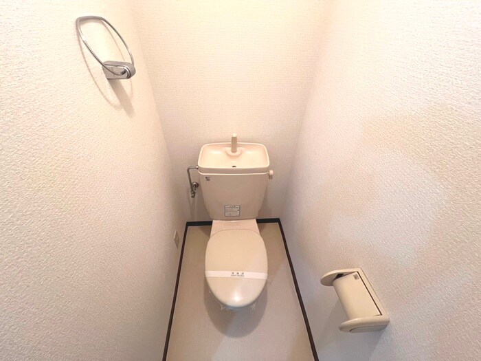 物件内観写真10　(トイレ)