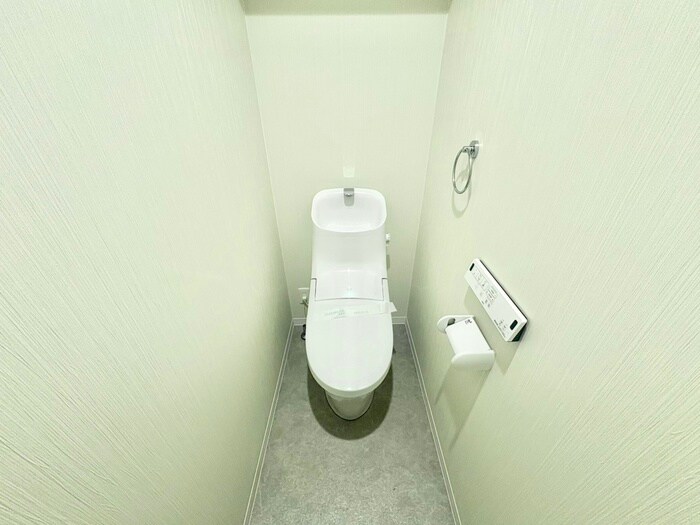 物件内観写真8　(トイレ)