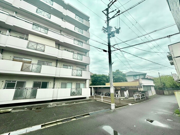 物件内観写真22　(室内からの展望)