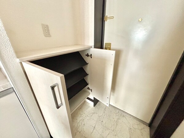 靴箱