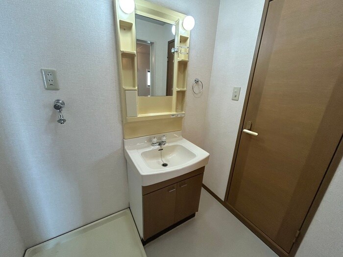 物件内観写真7　(洗面)