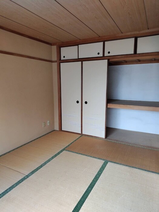 物件内観写真9　(居室)