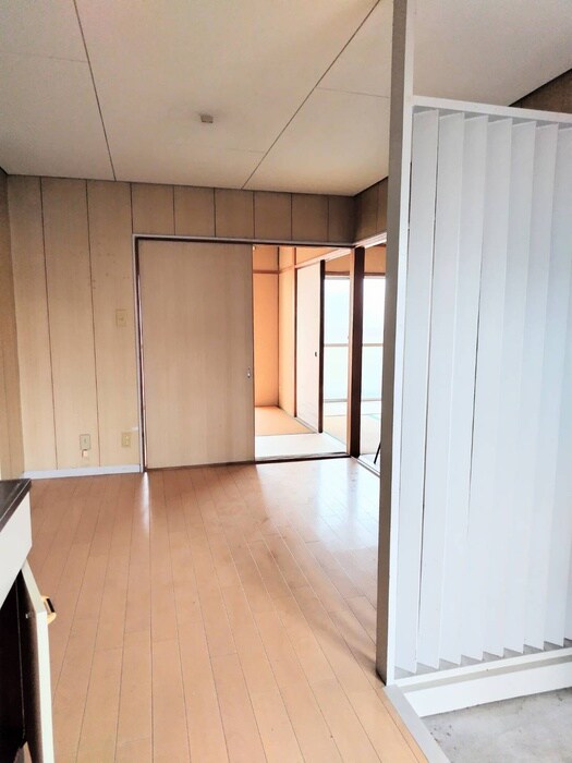 物件内観写真11　(居室)