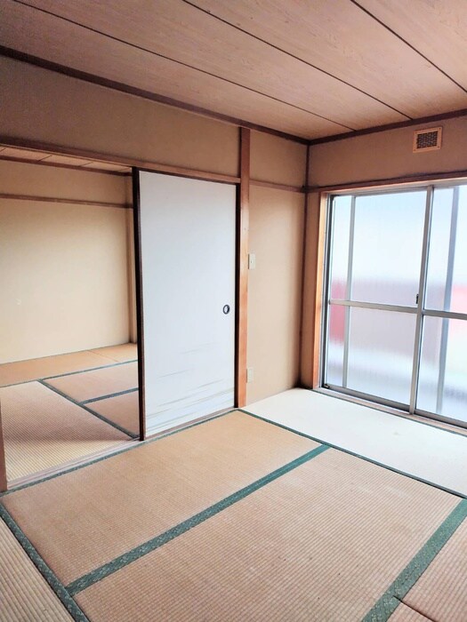 物件内観写真12　(居室)