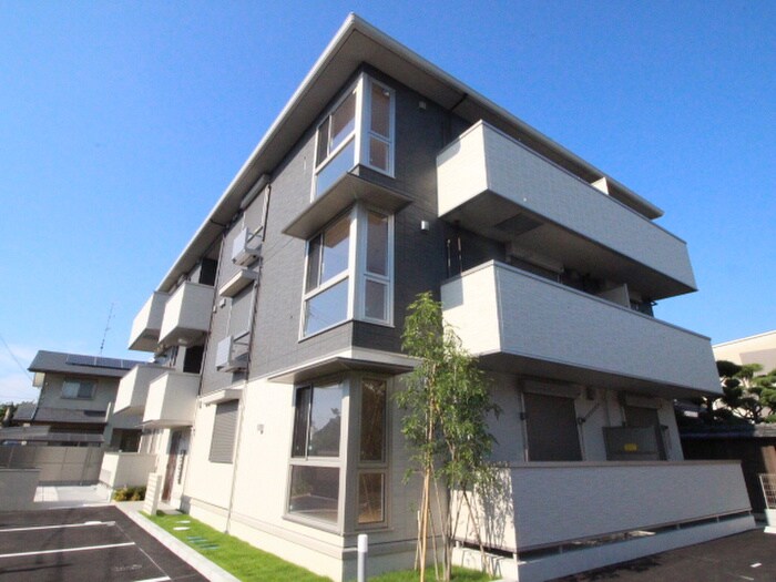 物件外観写真1　(外観写真)