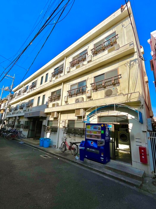 物件外観写真6　(外観写真)