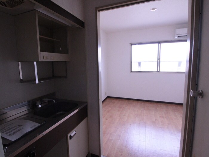 物件内観写真14　(居室)