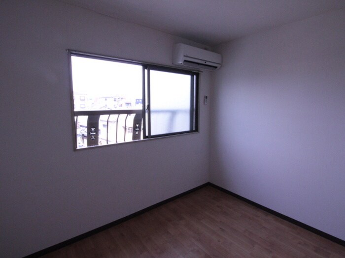 物件内観写真21　(居室)