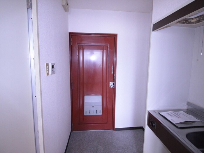 物件内観写真22　(玄関)