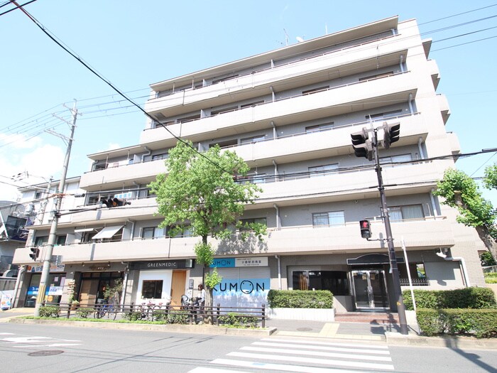 アローマグリーンヒルの物件外観写真