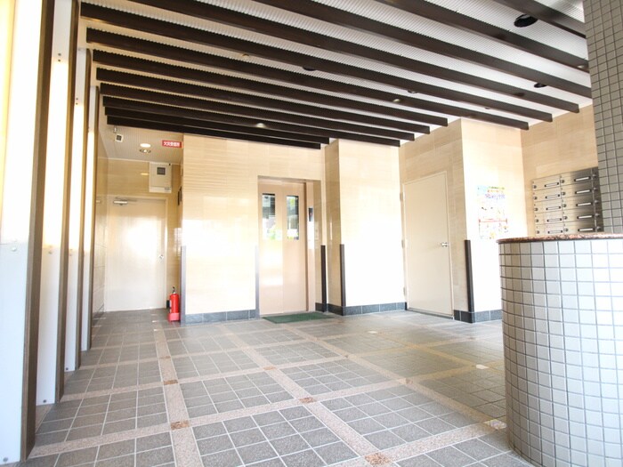 物件外観写真4　(建物設備)