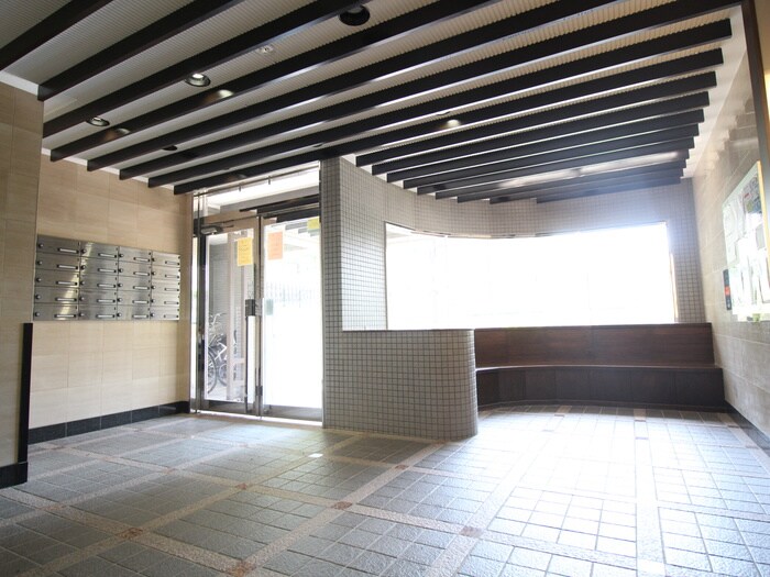 物件外観写真5　(駐車場)