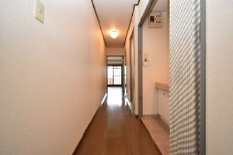 物件内観写真15　(廊下)