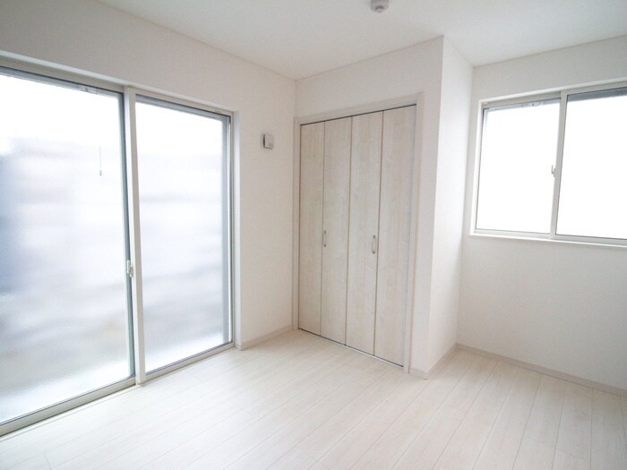 物件内観写真7　(居室)