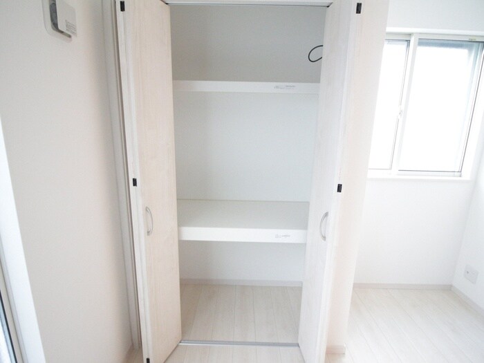 物件内観写真8　(収納)