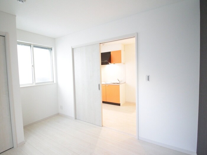 物件内観写真10　(居室)