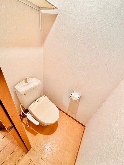 物件内観写真14　(トイレ)