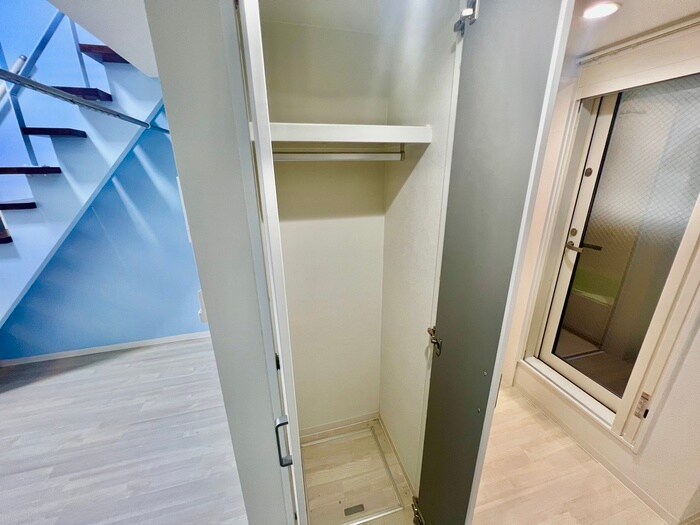 物件内観写真12　(収納)