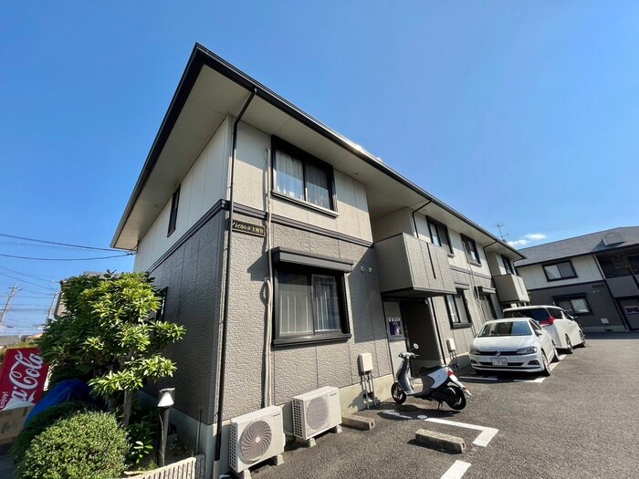 物件外観写真2　(外観写真)