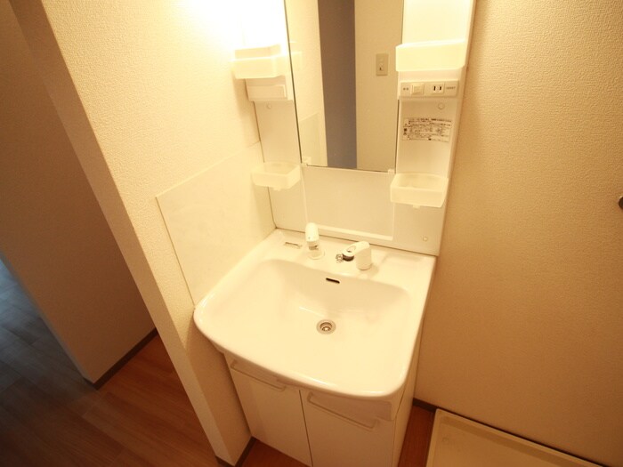 物件内観写真12　(洗面)