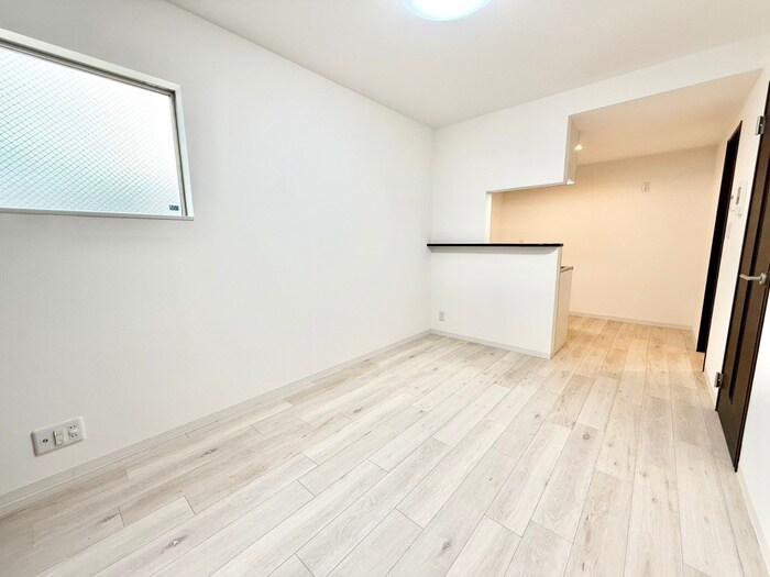 物件内観写真14　(内観写真)