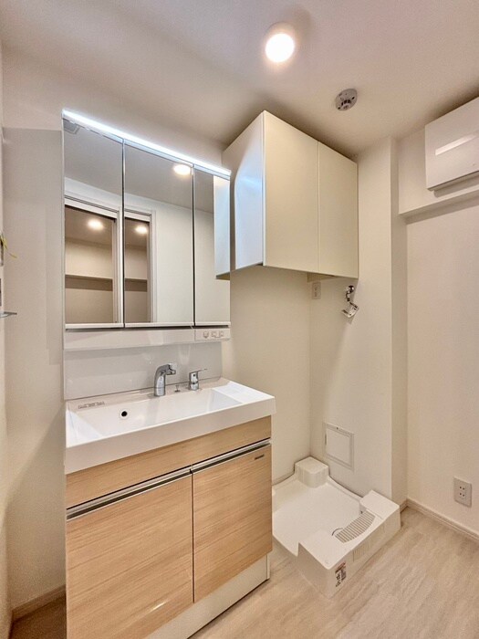 物件内観写真8　(洗面)