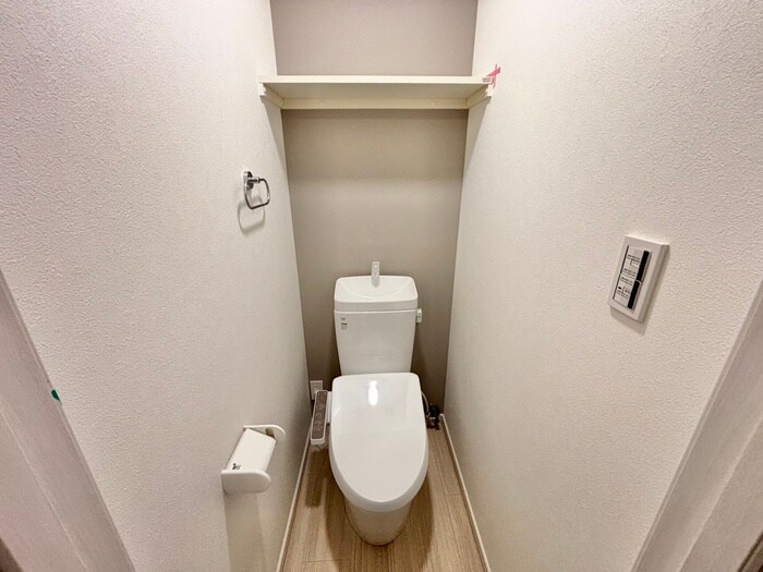 物件内観写真9　(トイレ)