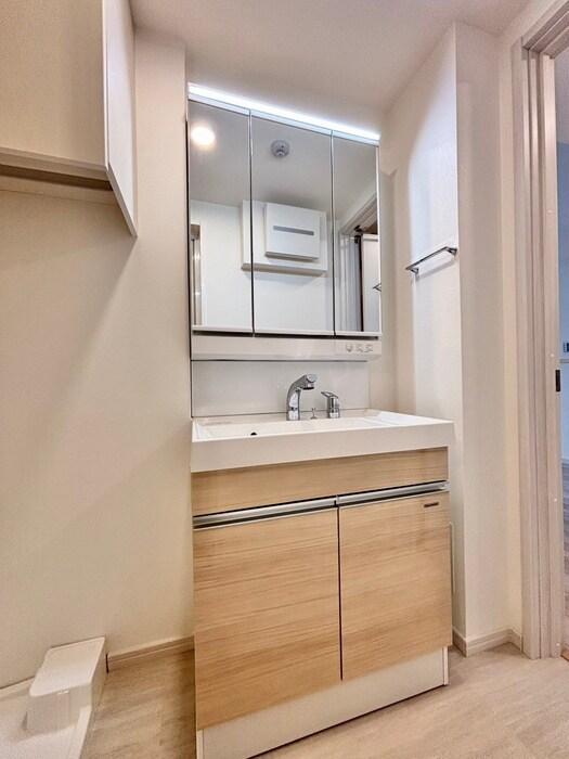 物件内観写真9　(洗面)