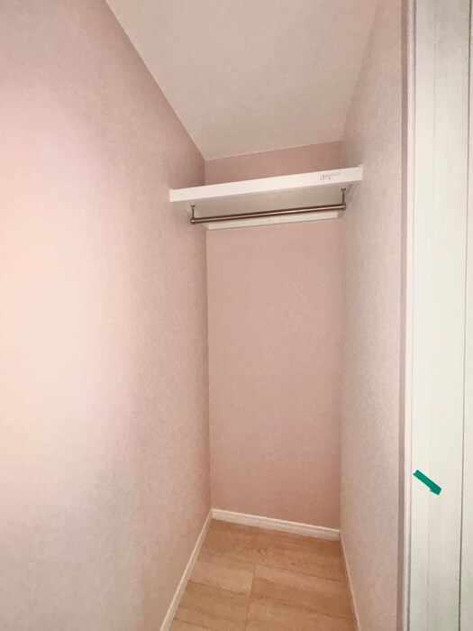 物件内観写真10　(収納)