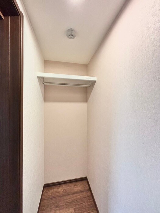 物件内観写真10　(収納)