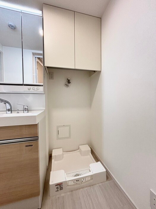 物件内観写真14　(洗濯機置場)