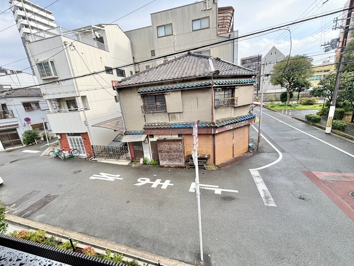 物件内観写真15　(室内からの展望)