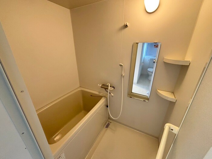 物件内観写真10　(バス／シャワールーム等)