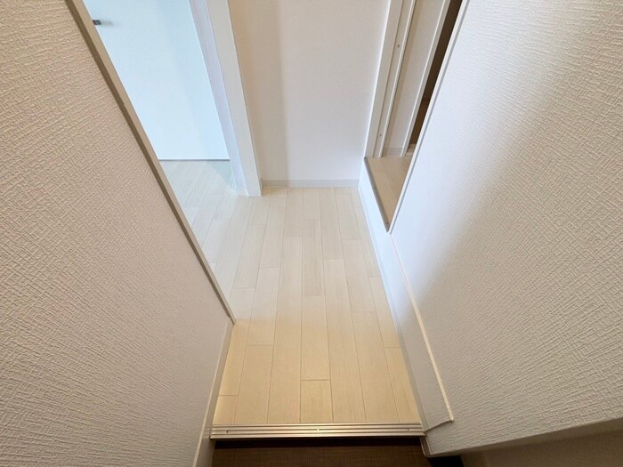 物件内観写真17　(廊下)