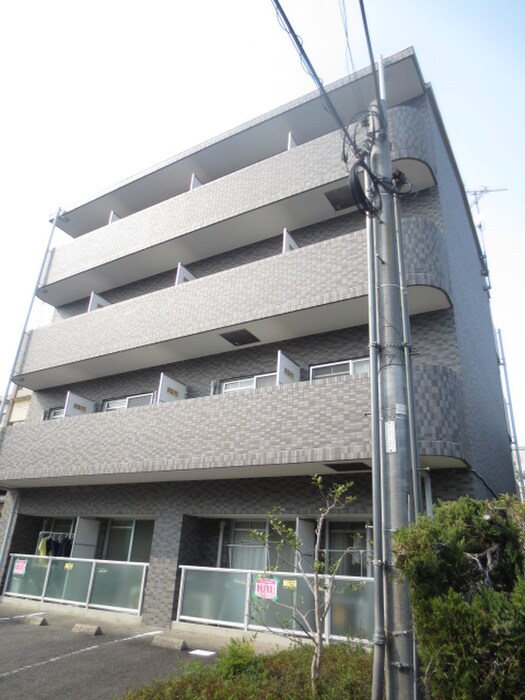 エムアイキャッスルの物件外観写真