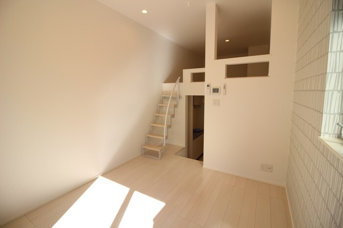 物件内観写真8　(居室)