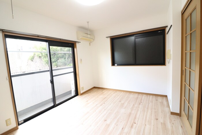 物件内観写真5　(居室)